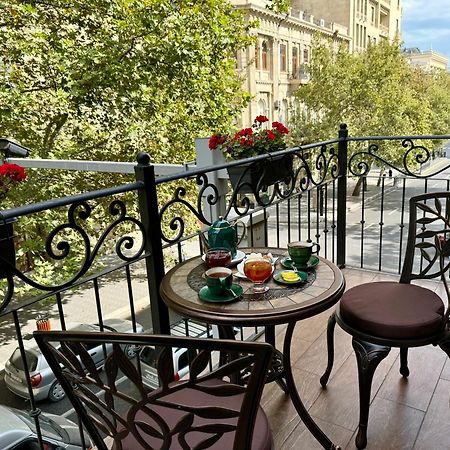Midway Baku Hotel エクステリア 写真